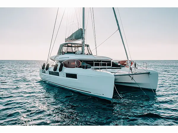 Lagoon 50