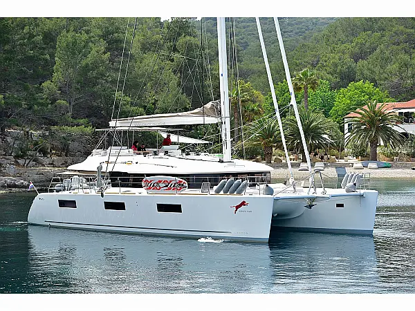 Lagoon 620 