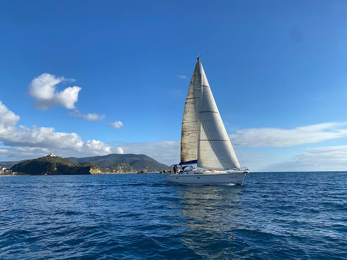 Sun Odyssey 42.2