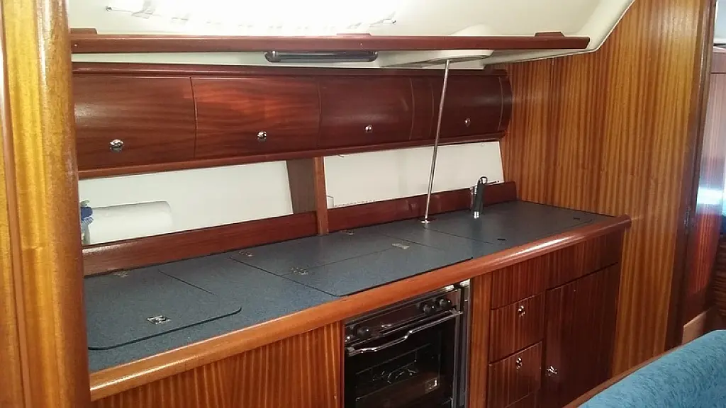 Bavaria 38 - 