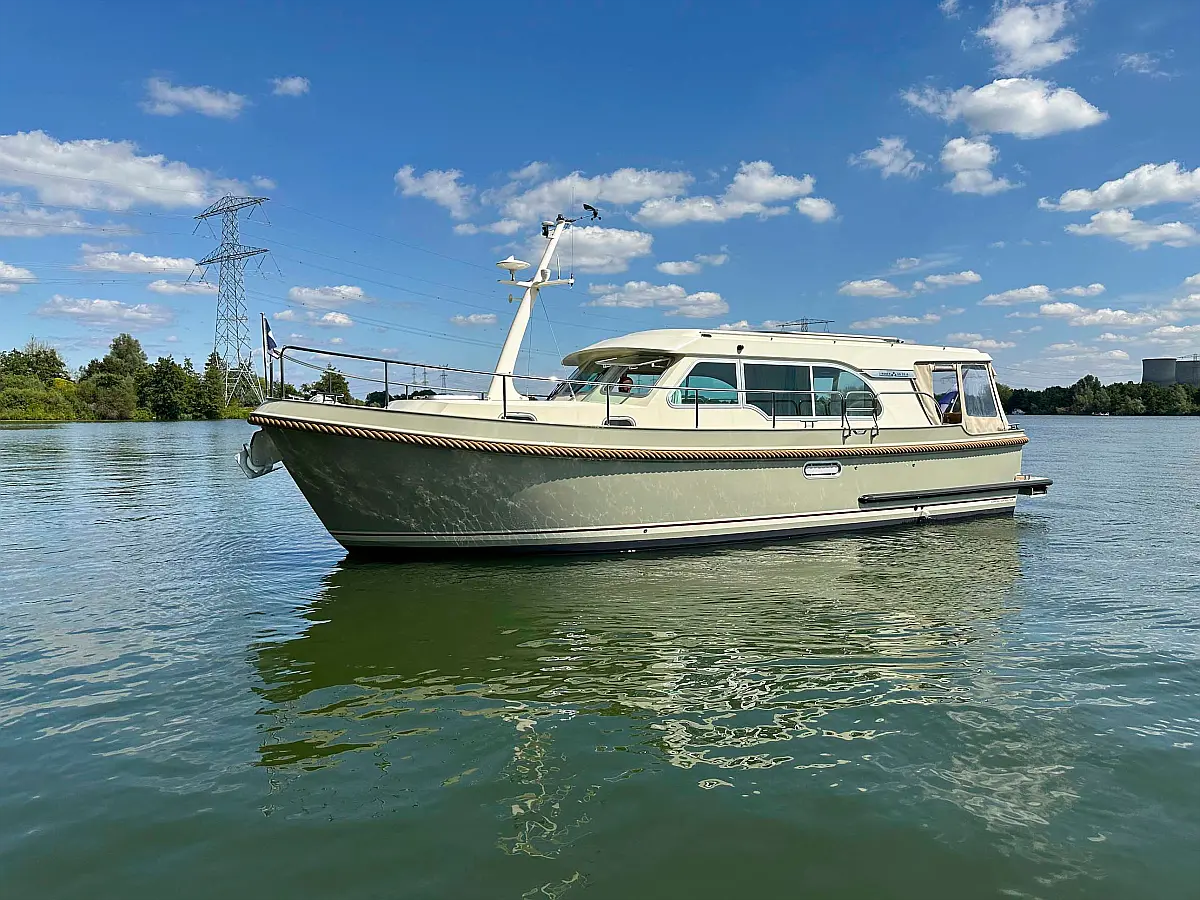 Linssen Grand Sturdy 34.9 Sedan[G]