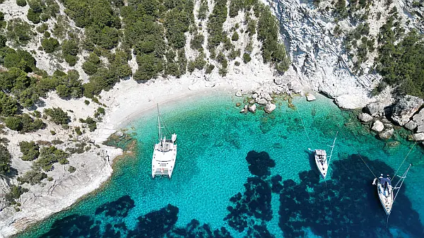 Set sail with YACHTS123